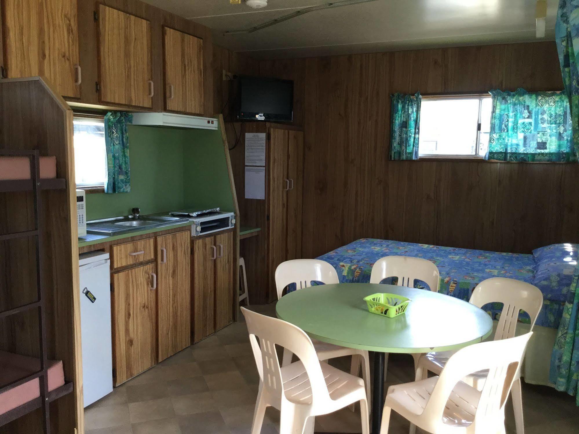 ססקס אינלט Riviera Caravan Park מראה חיצוני תמונה